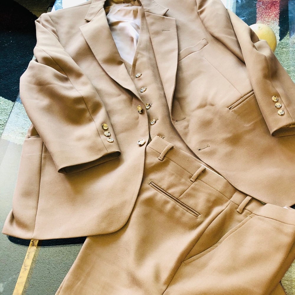 Men’s 3 piece suit